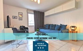 CÔTÉ GARE - Gare - Centre-ville - Parking - Netflix - Wifi - Disney+ - Terrasse